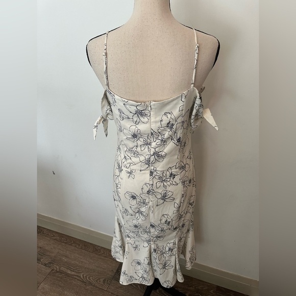 Current Air Anthropologie floral dress white cream flare midi SZ M - Picture 3 of 8